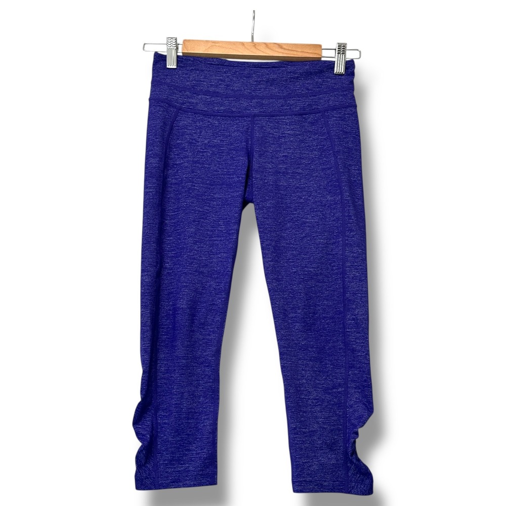 Athleta XS Purple Ruched Crop Leggings Nylon Blend Coolmax Stretch Capri